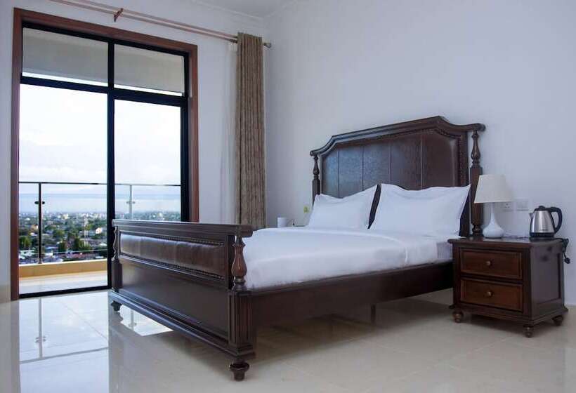 Deluxe Suite Sea View, Lark