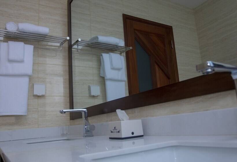 آپارتمان 1 خوابه, Lark