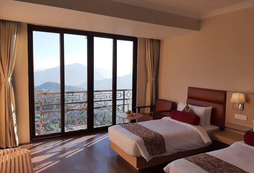 Номер Deluxe, Sinclairs Gangtok