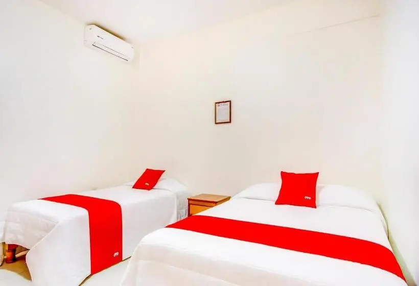 اتاق استاندارد سه نفره, La Estancia