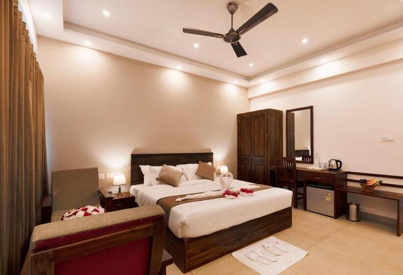 اتاق لوکس با بالکن, Pleasant Hill Resort
