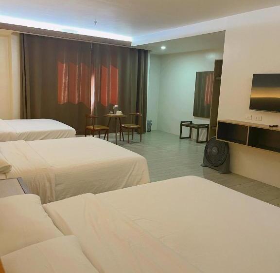Семейный Номер, Soleo Inn