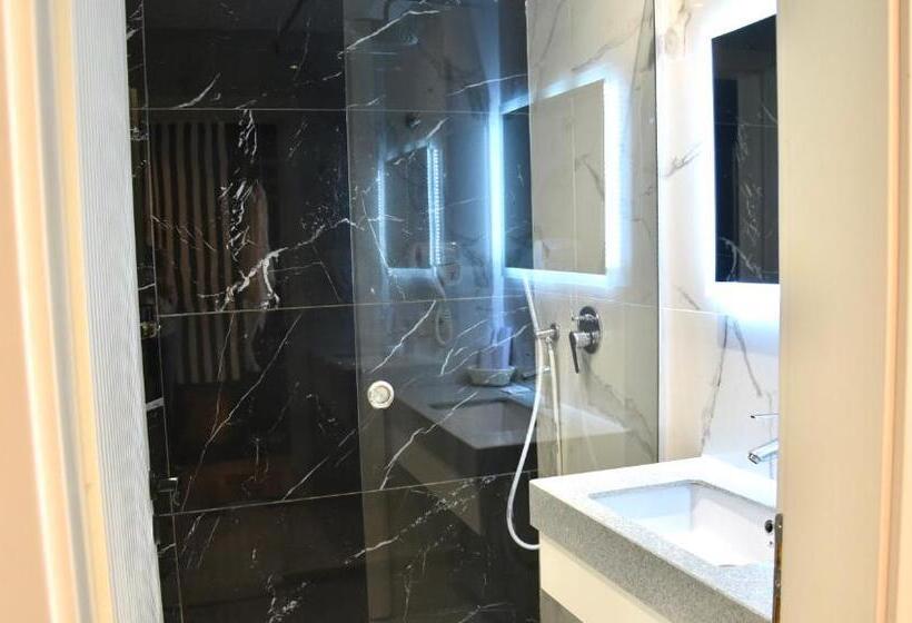 스탠다드 룸, Royal G Max