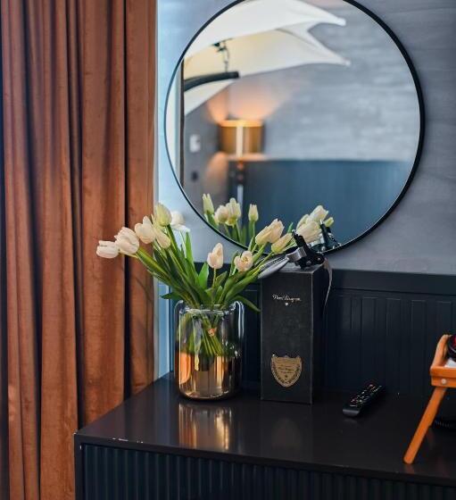 디럭스 스위트, Royal G Max