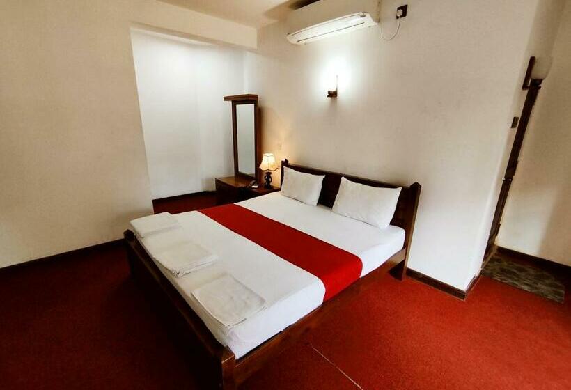 Номер Стандарт с Балконом, Kreation Hotels
