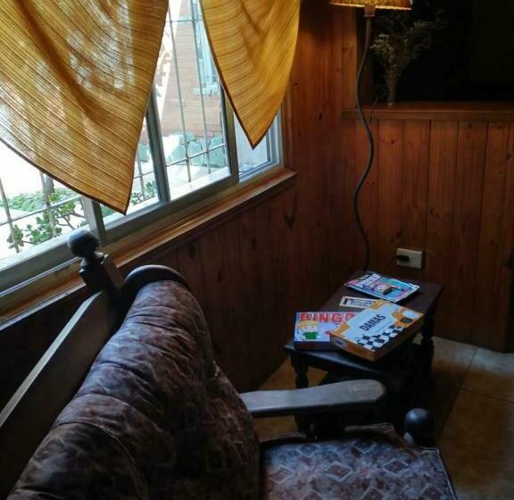 شقة غرفة نوم واحدة بالطابق الأرضى, Casa D'vilero En Temperley