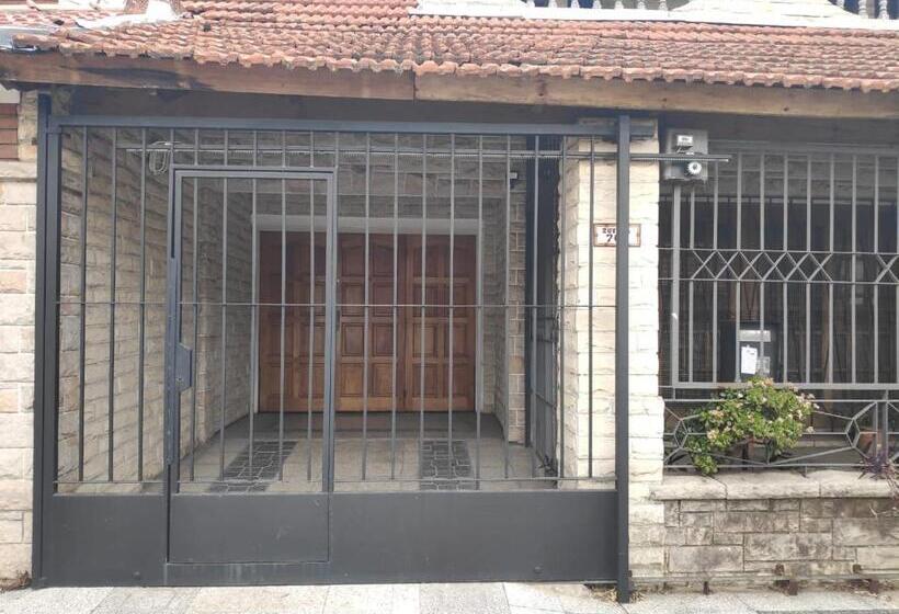 شقة غرفة نوم واحدة بالطابق الأرضى, Casa D'vilero En Temperley