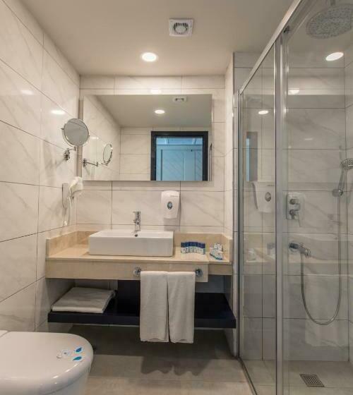 Полулюкс Superior, Maxeria Blue Didyma