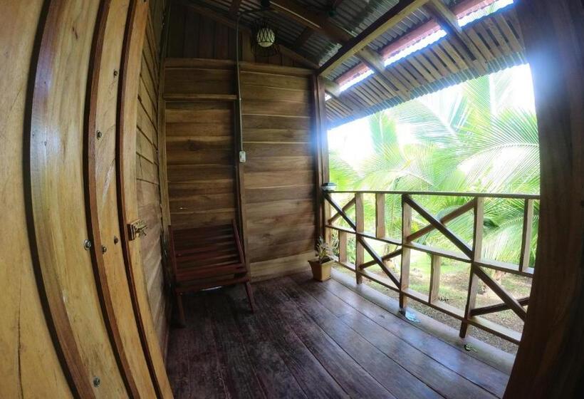 غرفة قياسية مزوَّدة بشُرفة, Oski Lodge, Rain Forest Rincón De La Vieja