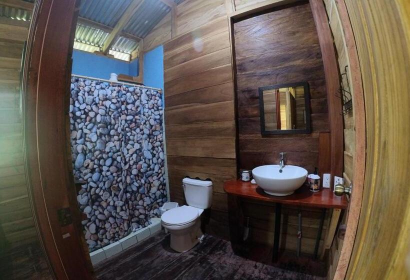 غرفة قياسية مزوَّدة بشُرفة, Oski Lodge, Rain Forest Rincón De La Vieja