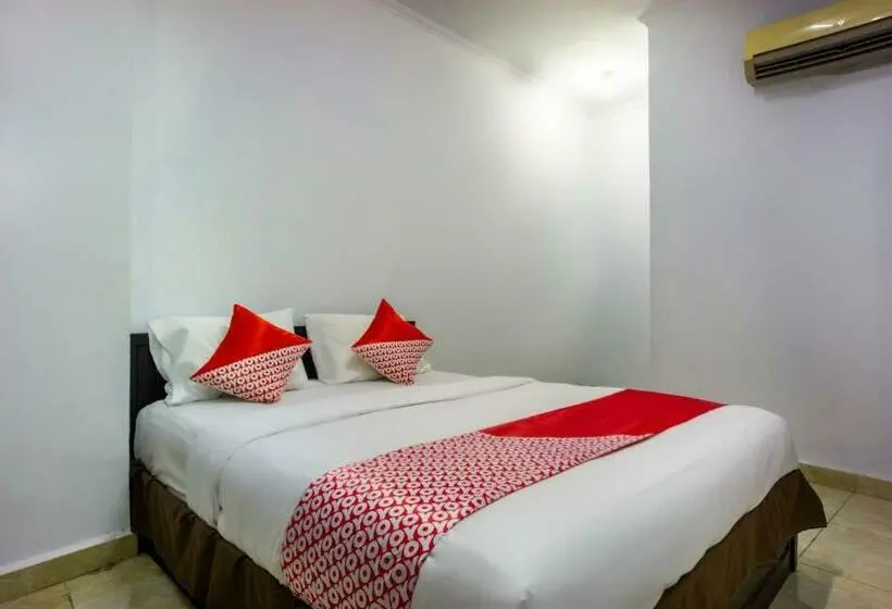 Standard-huone, Wisma Permata Makassar Redpartner
