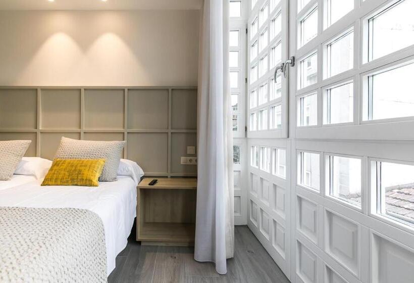 标准间, A Casa Do Latoneiro