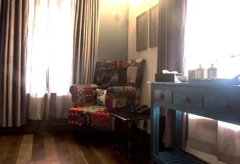 デラックスバンガロー, The Temi Bungalow South Sikkim