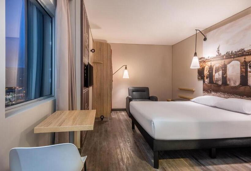 Номер Стандарт, Ibis Chia