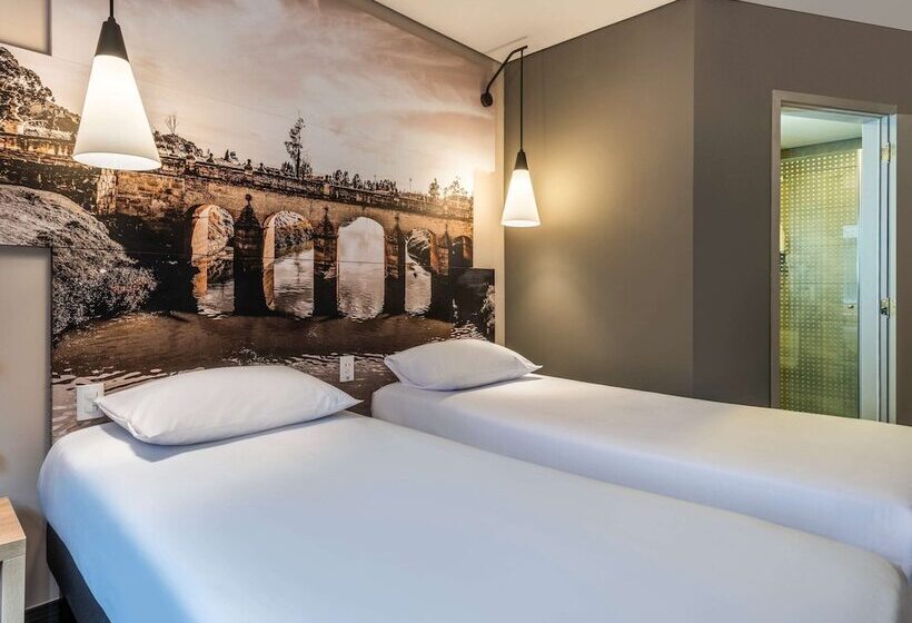 Номер Стандарт, Ibis Chia