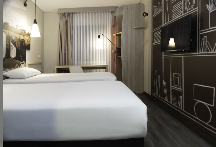 Номер Стандарт, Ibis Chia