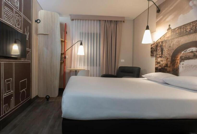 Номер Стандарт, Ibis Chia