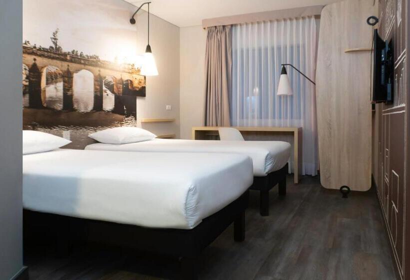 Номер Стандарт, Ibis Chia