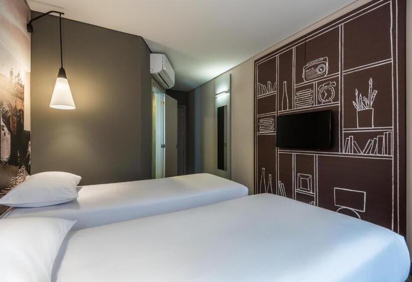 Номер Стандарт, Ibis Chia