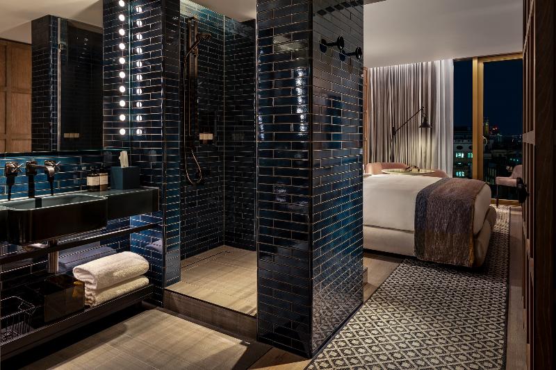 琮城市景观的豪华间, The Londoner