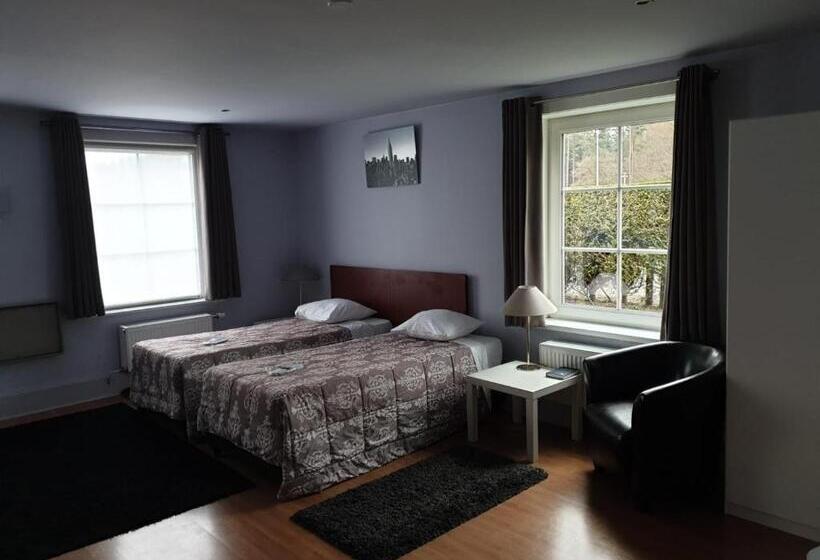Полулюкс, Jfk Hotel Zelzate   Gent