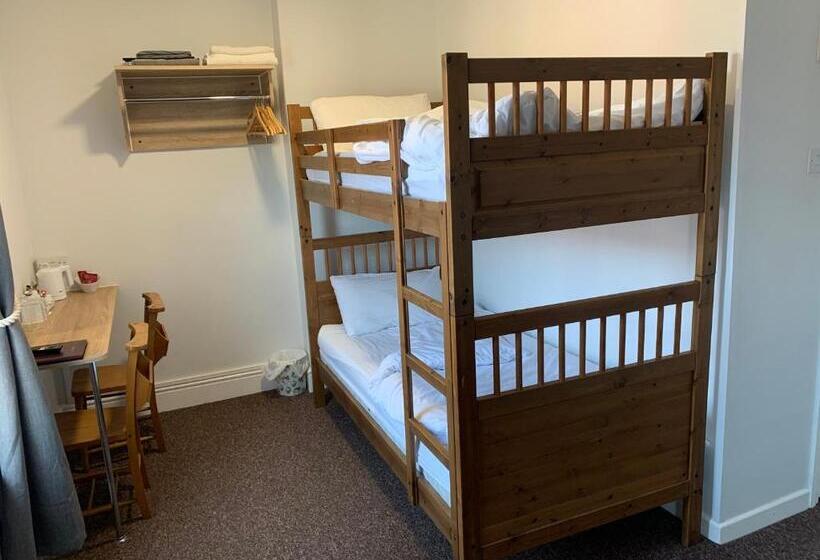 غرفة ديلوكس عائلية, The Victoria Guest House