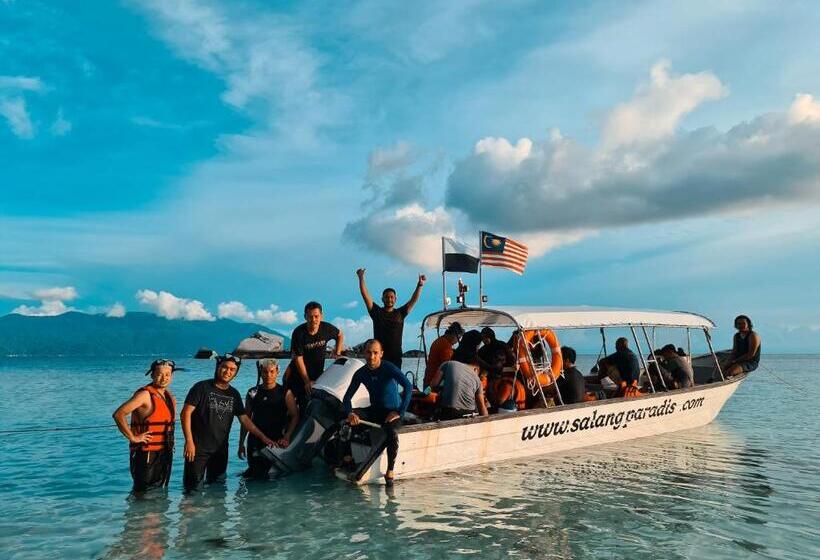 חדר אקונומי, Puteri Salang Inn