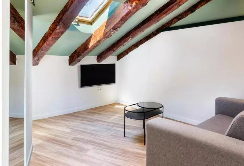 テラス付きジュニアスイート, B&b Hotel Madrid Centro Plaza Mayor