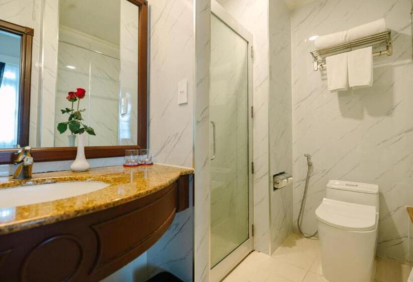Quarto Deluxe, Du Parc Hotel Dalat