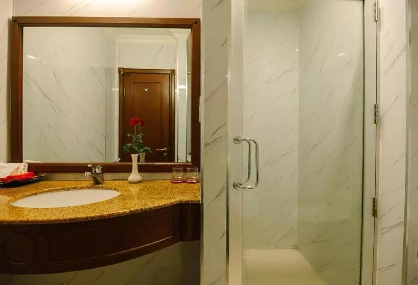 デラックスルーム, Du Parc Hotel Dalat