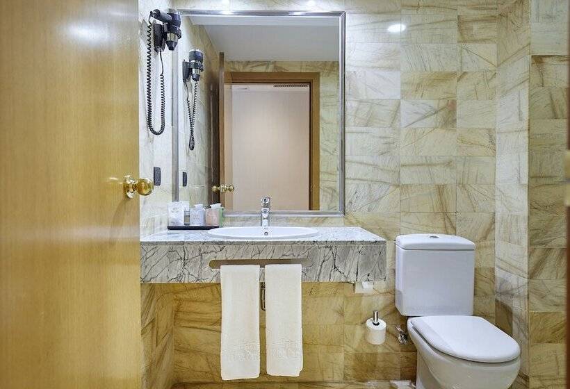 Номер Стандарт Вид на Город, Flor Parks