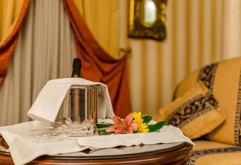 标准间, Infanta Cristina