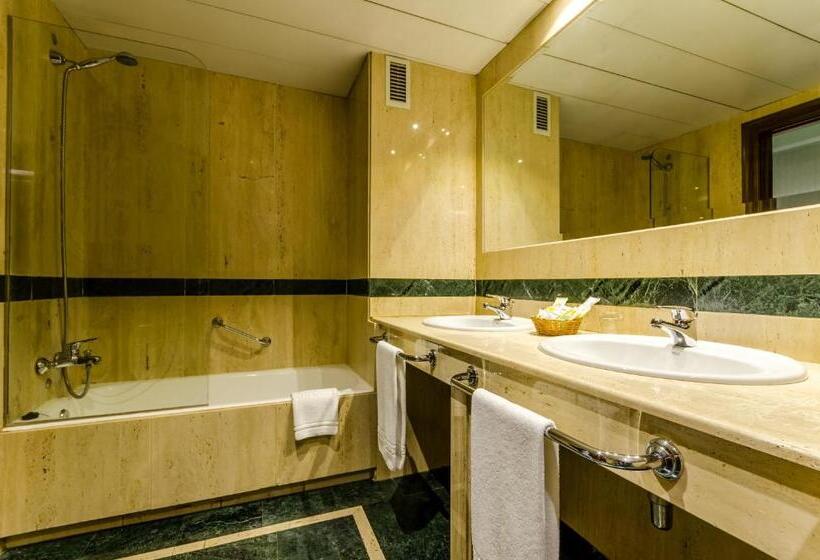 家庭间, Infanta Cristina