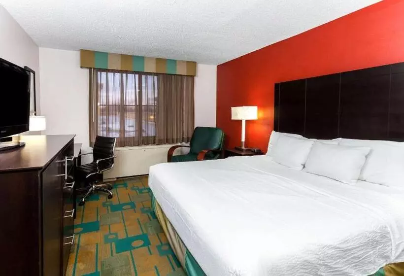 障害者適応デラックスルーム, La Quinta By Wyndham Milwaukee Bayshore Area