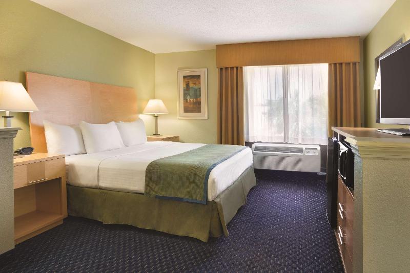 장애인을 위한 킹사이즈 침대 스탠다드 룸, Park Inn By Radisson Albany