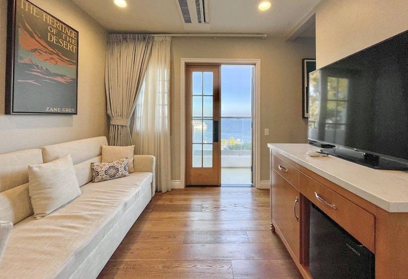 جناح مطلّ علي البحر, Zane Grey Pueblo