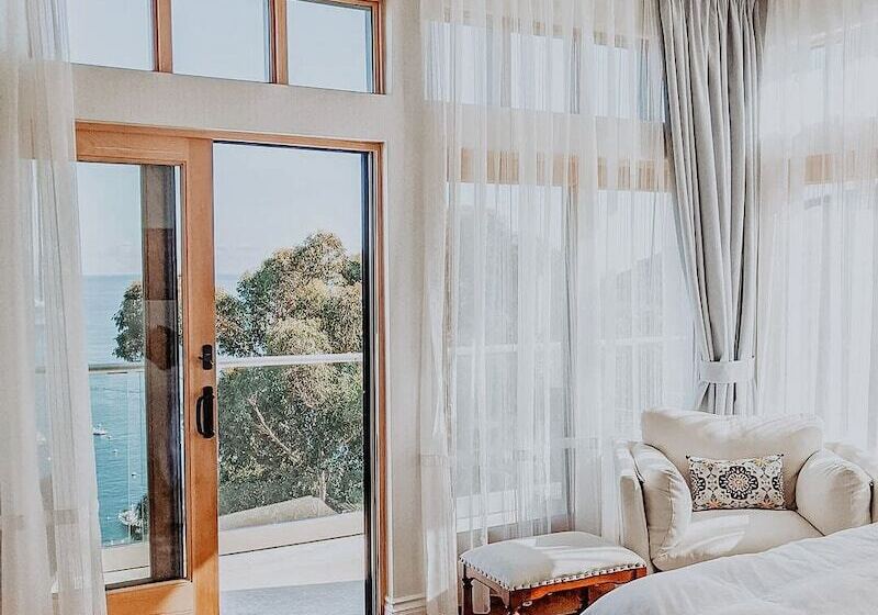 جناح مطلّ علي البحر, Zane Grey Pueblo