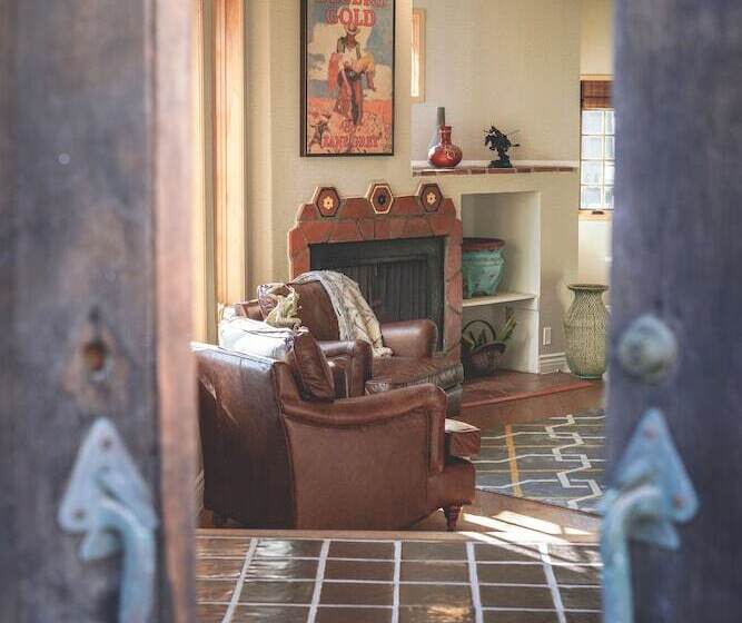 شقة دور أخير غرفة نوم واحدة, Zane Grey Pueblo