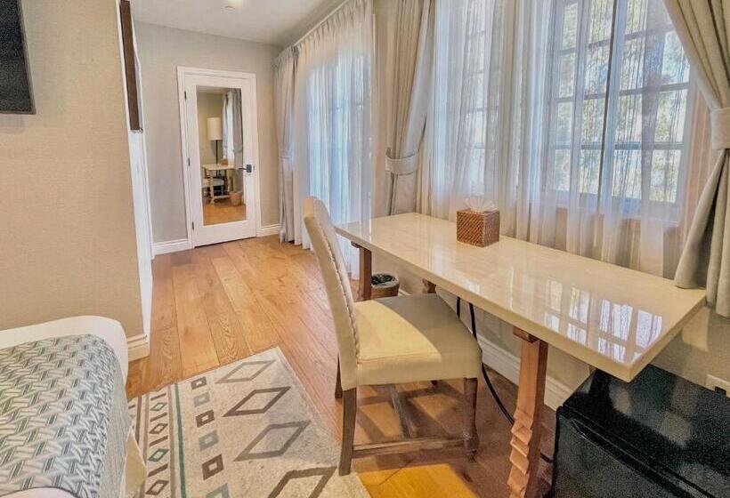 غرفة قياسية فردية مطلة علي البحر, Zane Grey Pueblo