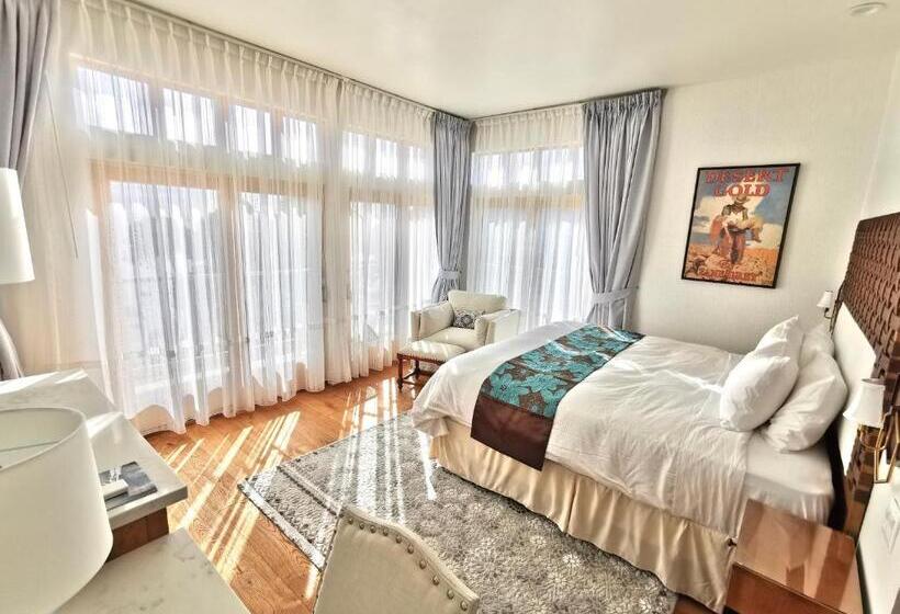 جناح سرير كينج, Zane Grey Pueblo