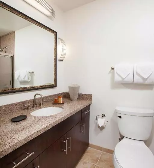 سوییت, Winners Circle Resort