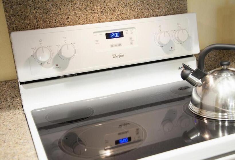 جناح غرفتين نوم, Winners Circle Resort