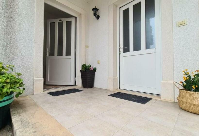 شقة غرفة نوم واحدة مزودة بشُرفة, Apartments Baškovic