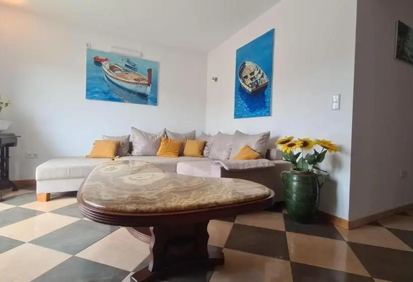 Apartamento 1 Quarto Vista Mar, Apartments Baškovic