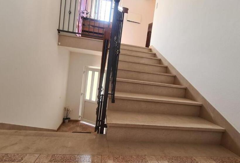 침실 2개 아파트, Apartments Baškovic