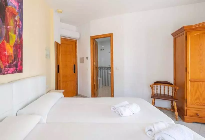 Economy Zimmer, Aparthotel Playamaro