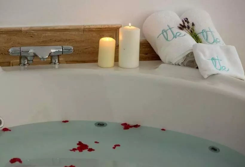ジェットバス付きオーシャンビュースイート, Boutique Hotel El Tio Kiko