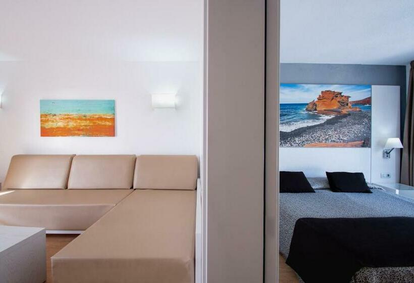 شقة غرفة واحدة, HL Paradise Island