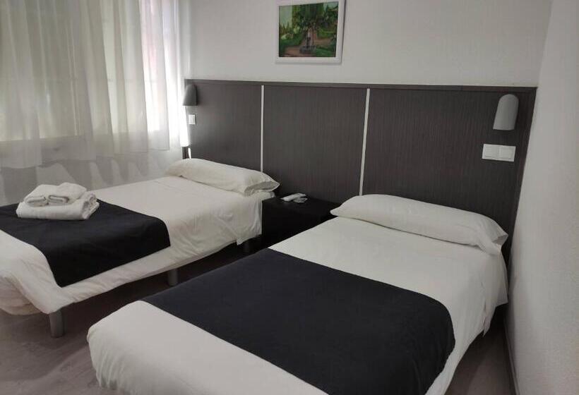 Номер Стандарт, Hostal Doña Isabel