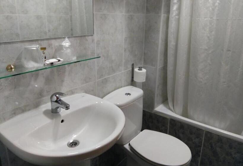 Номер Стандарт Индивидуальный, Hostal Doña Isabel